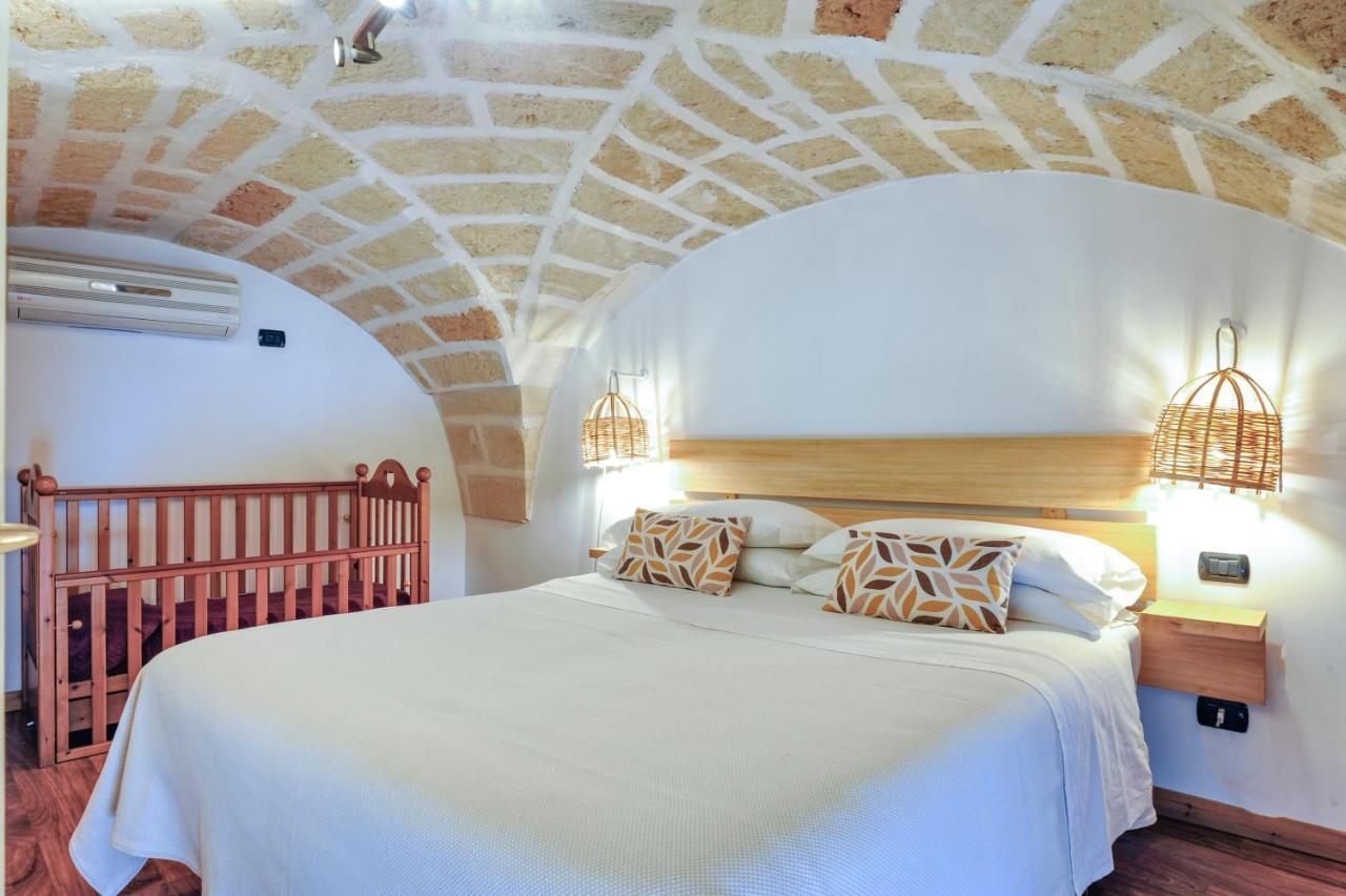Castriota 19 - Jacuzzi Apartment Sit Lecce Exterior foto